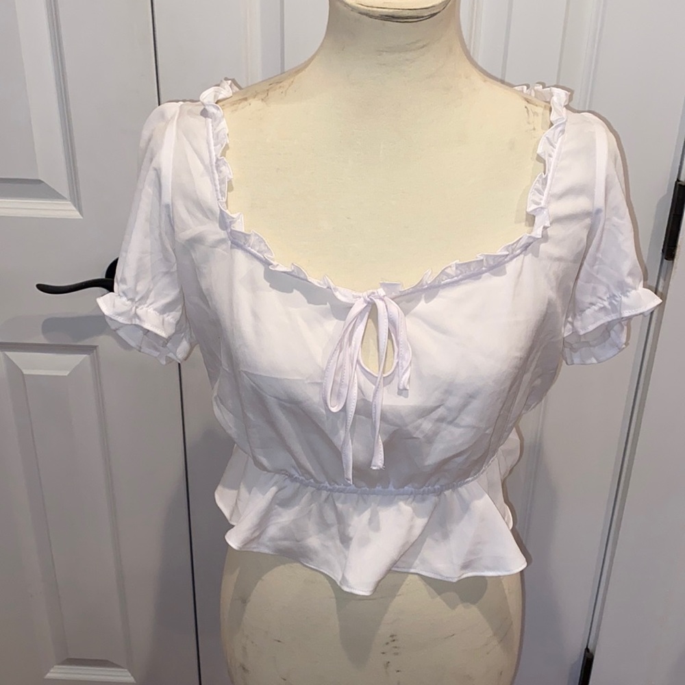 Urban Outfitters puff sleeve blouse